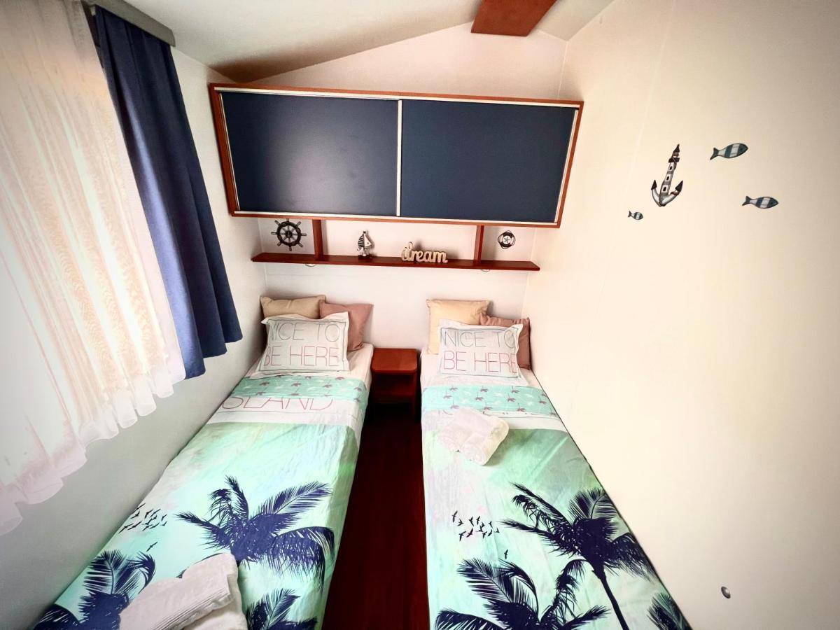 Mobile Home Nebo Luxus Klenovica Bagian luar foto