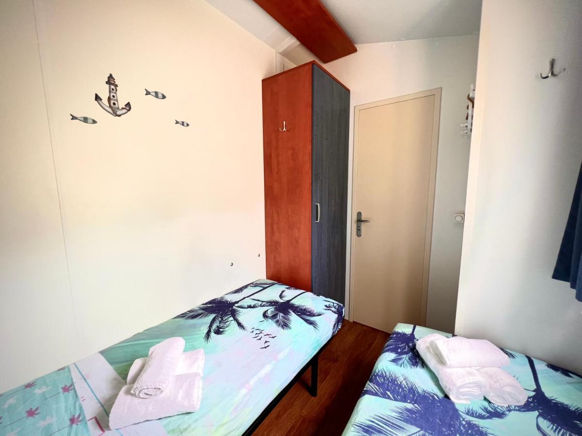 Mobile Home Nebo Luxus Klenovica Bagian luar foto